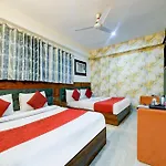 Hotel Classic Plaza At Delhi Airport