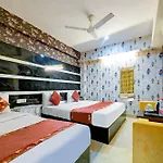 Hotel Classic Plaza At Delhi Airport