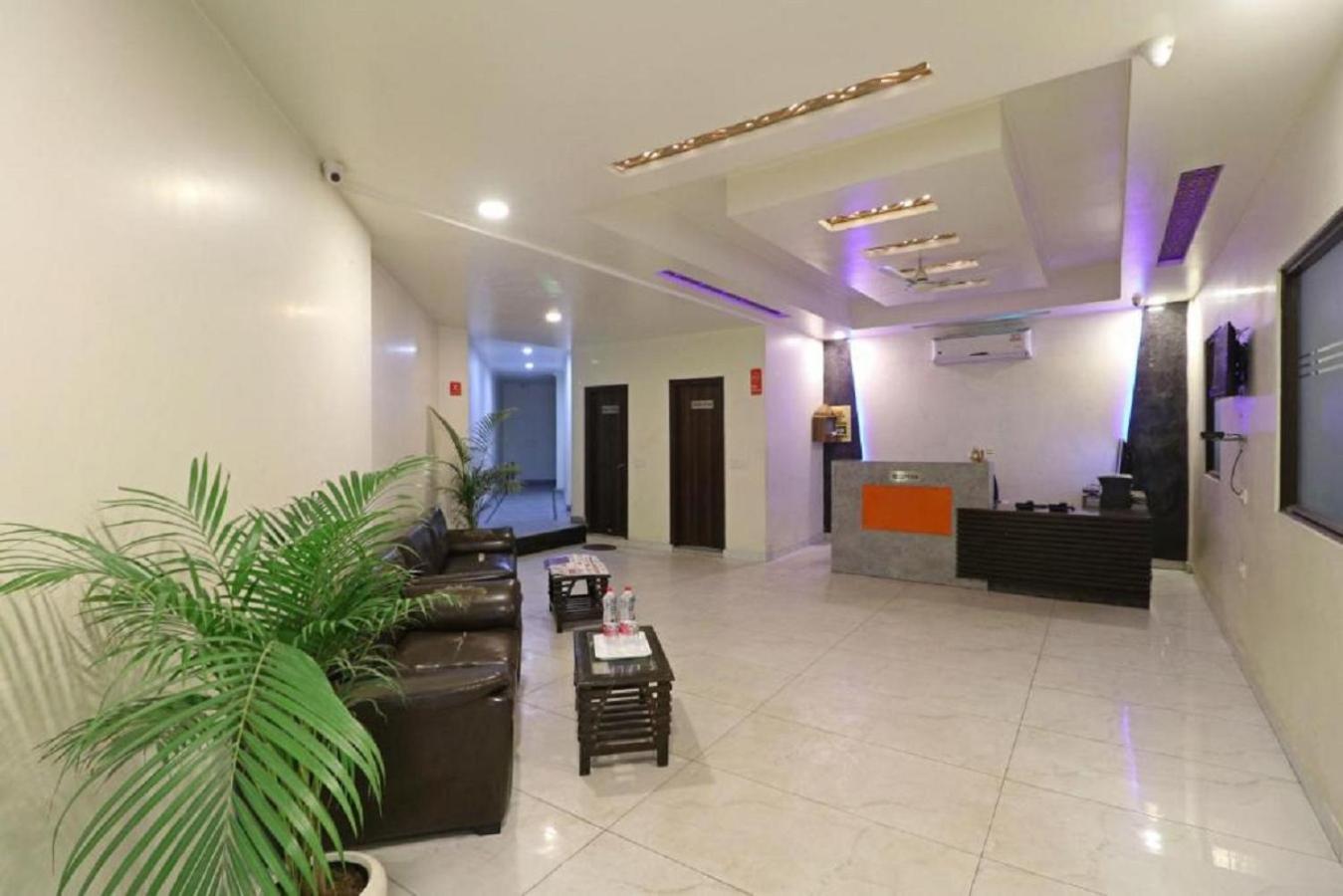 Classic Plaza At Delhi Airport Bed & Breakfast New Delhi